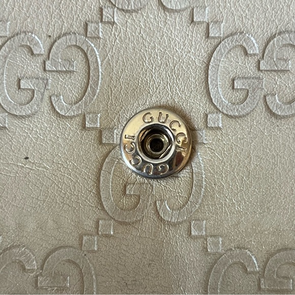 Gucci Monogram Princy Compact Wallet - Picture 6 of 11